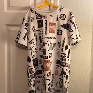 White Nike Jordan t shirt, XL in boys.